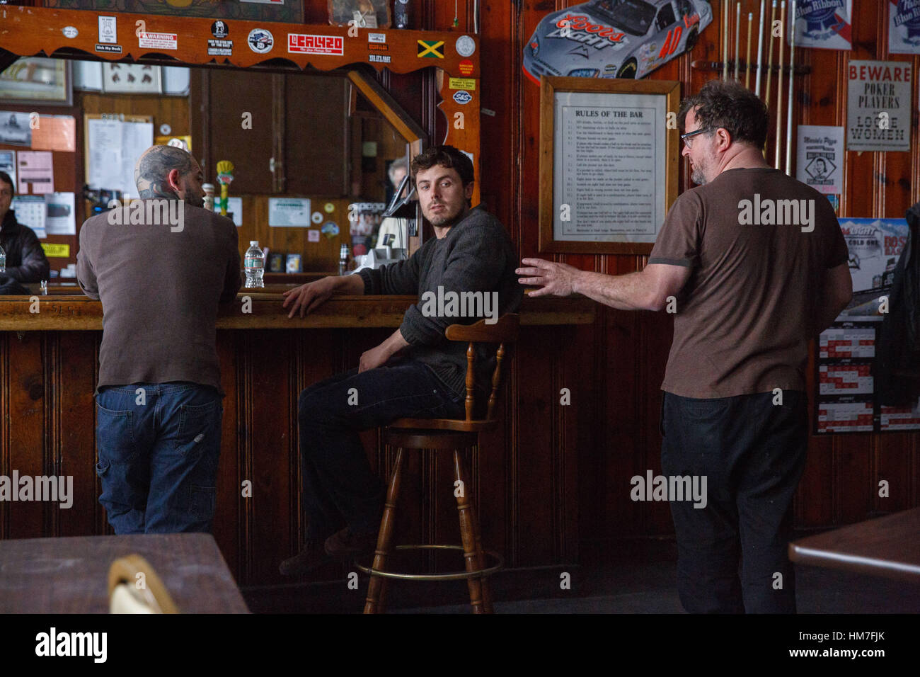 Manchester By The Sea Casey Affleck Center Director Kenneth Lonergan Right On Set 2016