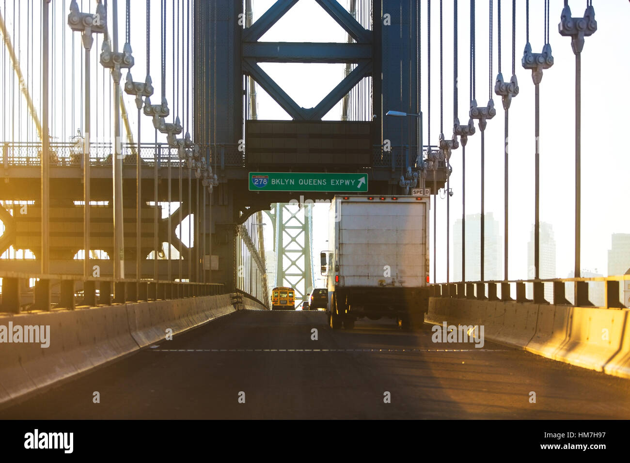USA, New York, New York City, Semi- truck on Brooklyn Bridge Stock Photo
