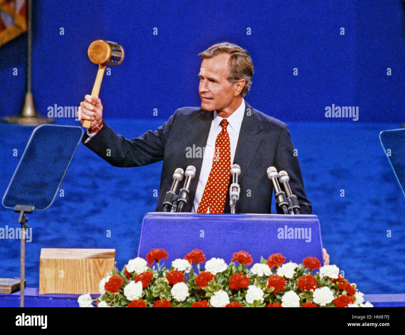 George H.W. Bush, former United States Ambassador to the United Nations, accepts the nomination of the Republican Party to be its candidate for Vice President of the United States at the Joe Lewis Arena in Detroit, Michigan on July 17, 1980. Stock Photo
