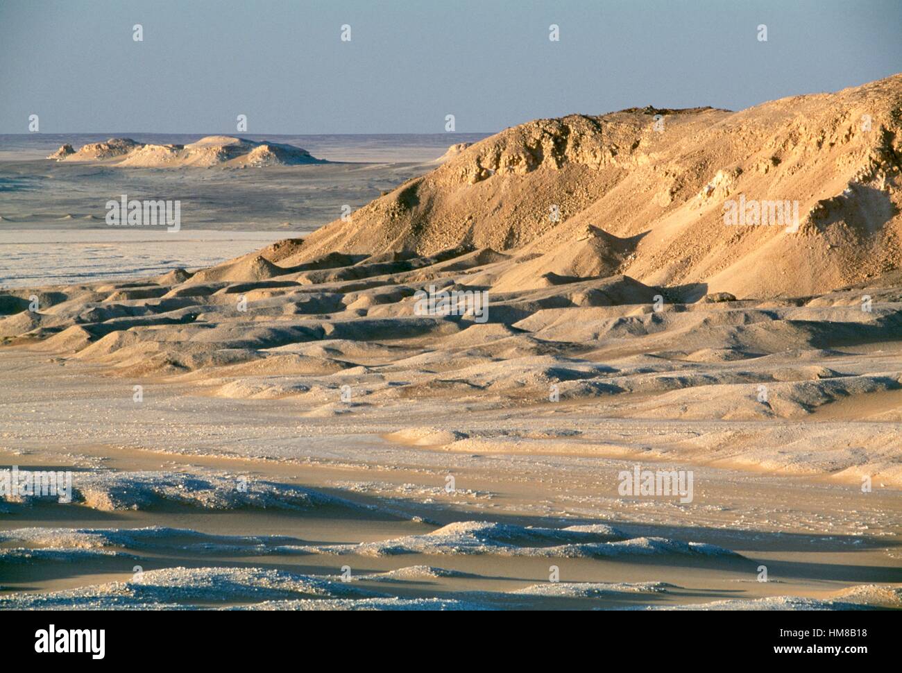 Sand dunes, between the Dakhla oasis and El Farafra, Libyan desert
