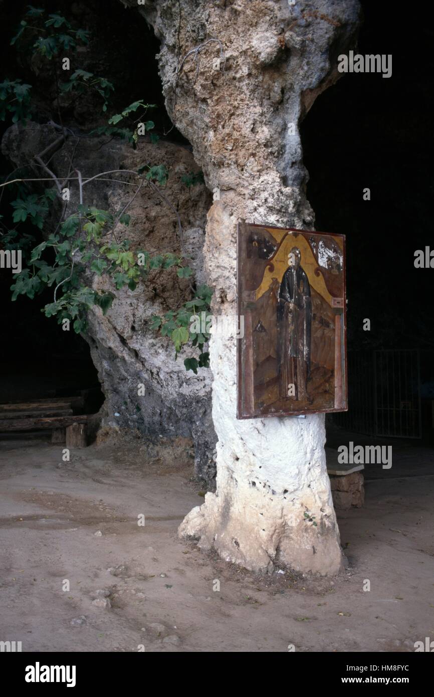 An icon in front of the cave of Ioannis Xenos, near Marathokefala, Crete,  Greece Stock Photo - Alamy