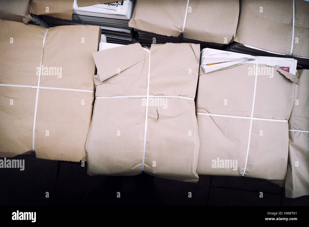 Newspaper Bundles London Hi res Stock Photography And Images Alamy