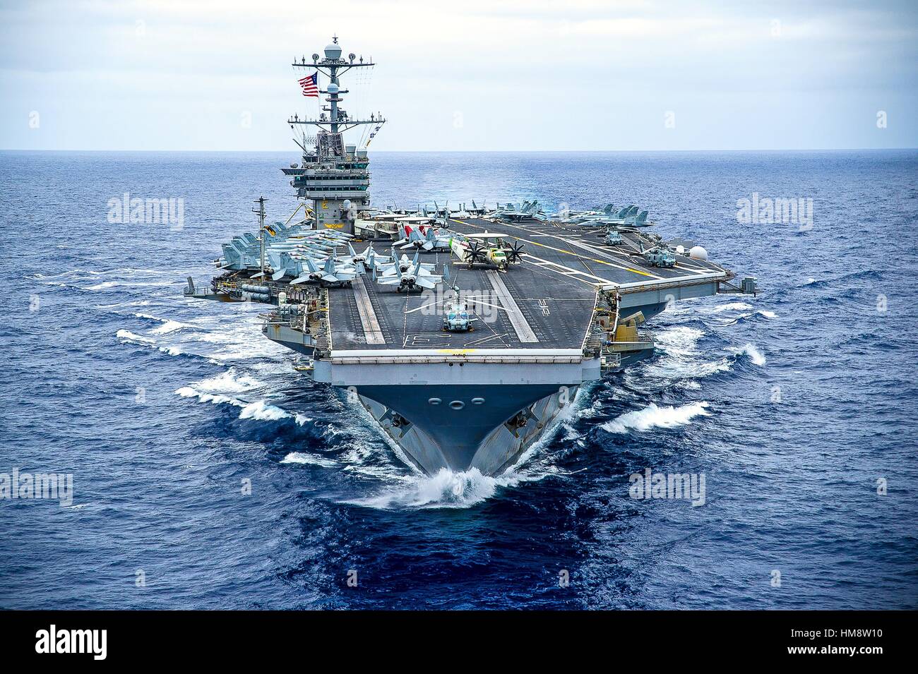 PACIFIC OCEAN (Aug. 7, 2015) The Nimitz-class aircraft carrier USS ...