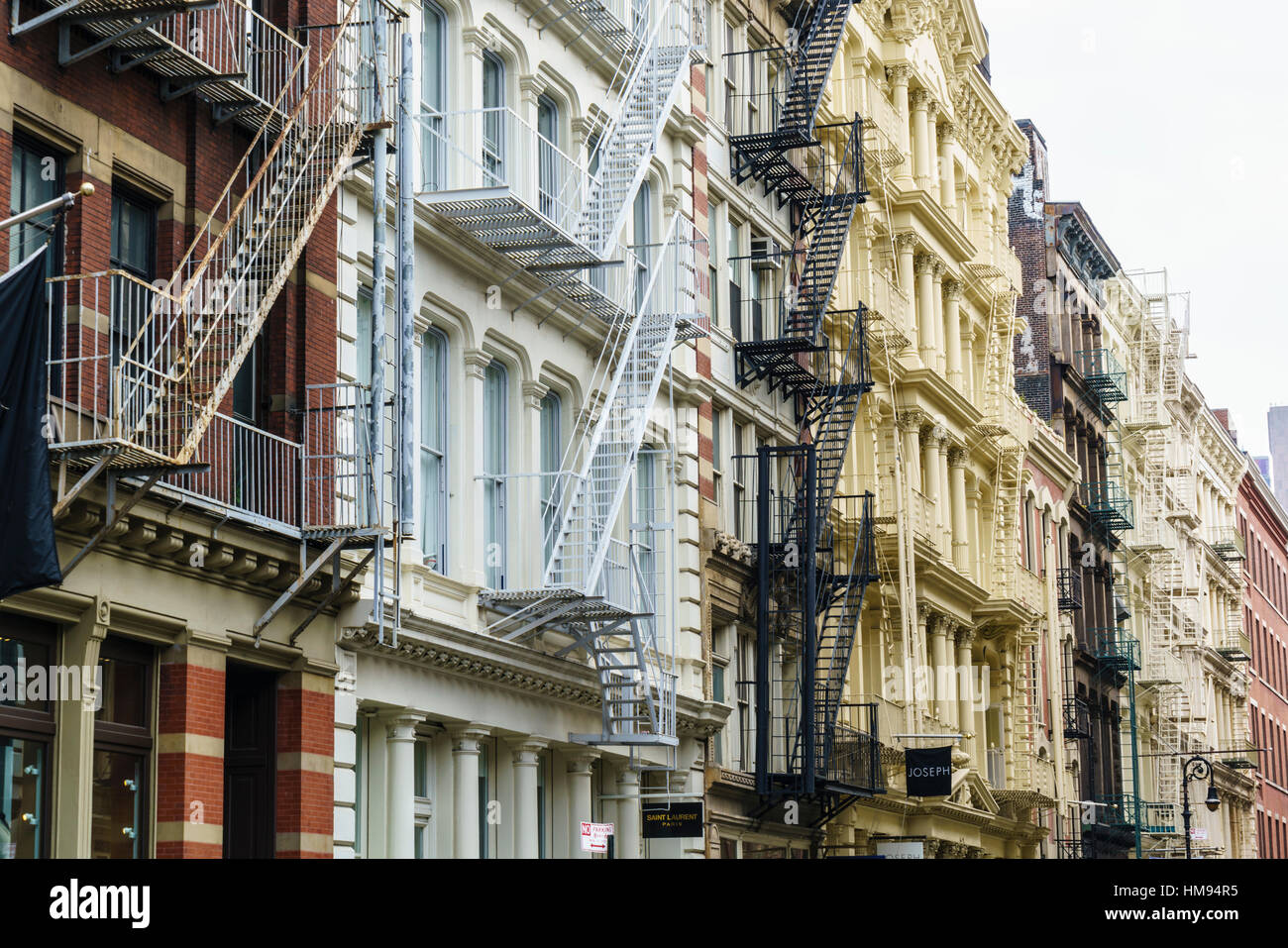 Fire escapes hi-res stock photography and images - Alamy