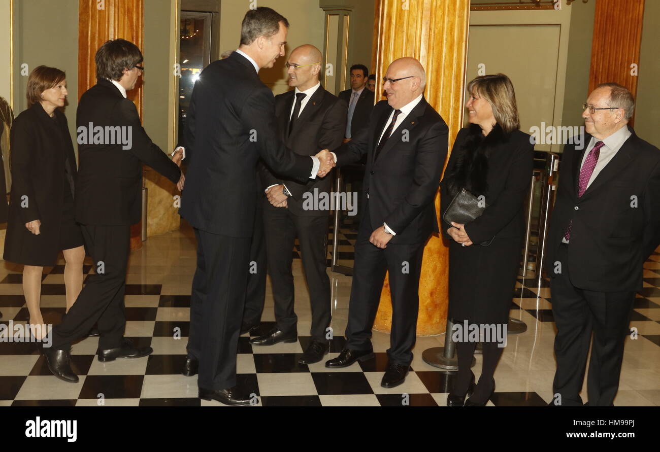 Kin Felipe VI with Raul Romeva attend the official dinner of the Mobile World Congress 2016 in Barcelona, Sunday 21 February 2016. Stock Photo