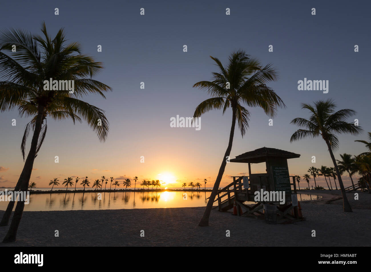 LIFEGUARD TOWER STATION REFLECTING POOL ATOLL MATHESON HAMMOCK COUNTY