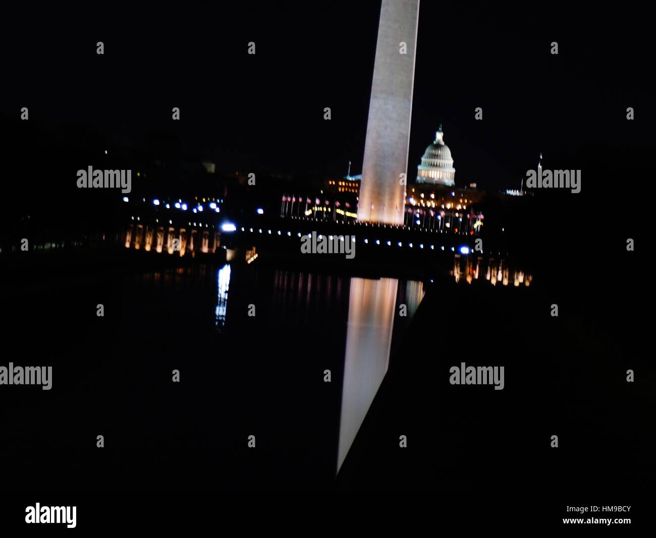 Washington Monument Lit Up At Night Stock Photo - Alamy