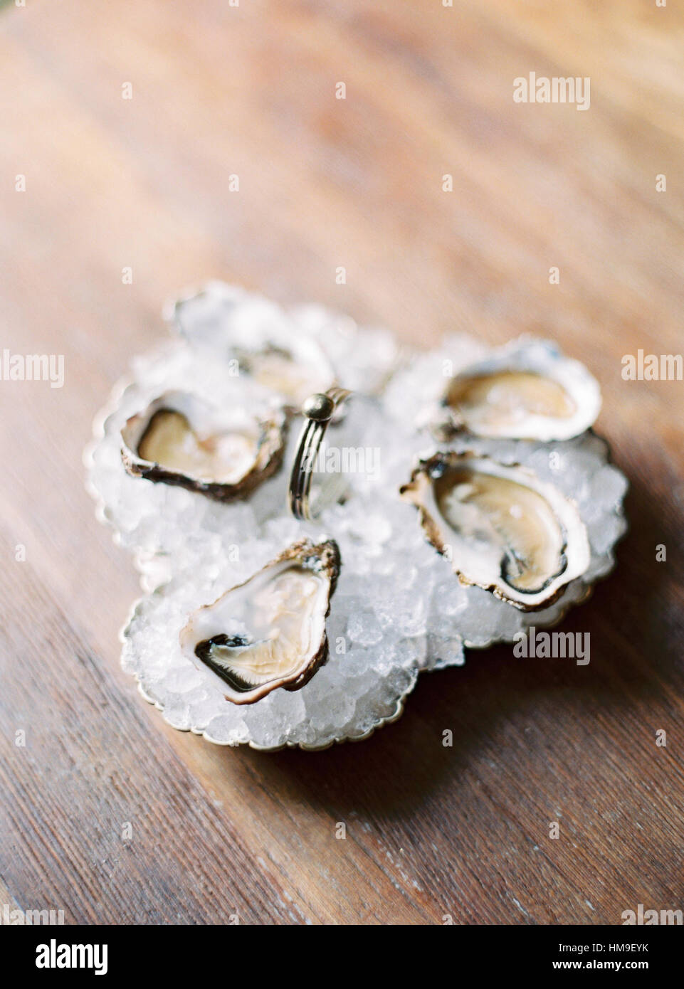 Eating raw oysters hires stock photography and images Alamy