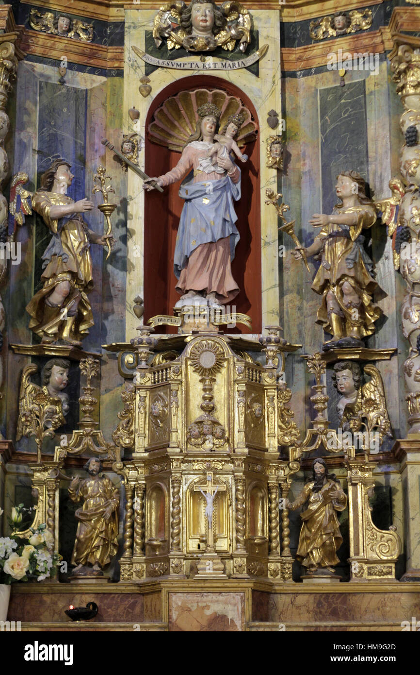 Retable. Eglise de la Trinité. Les Contamines-Montjoie. France. Stock Photo