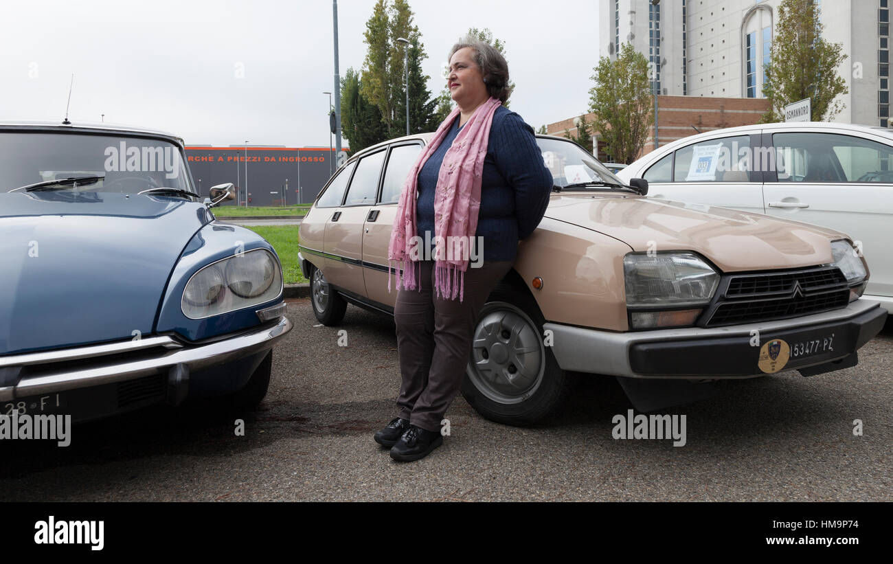 Citroen DS 21 and Citroen GSA Club ASI gold plate Stock Photo