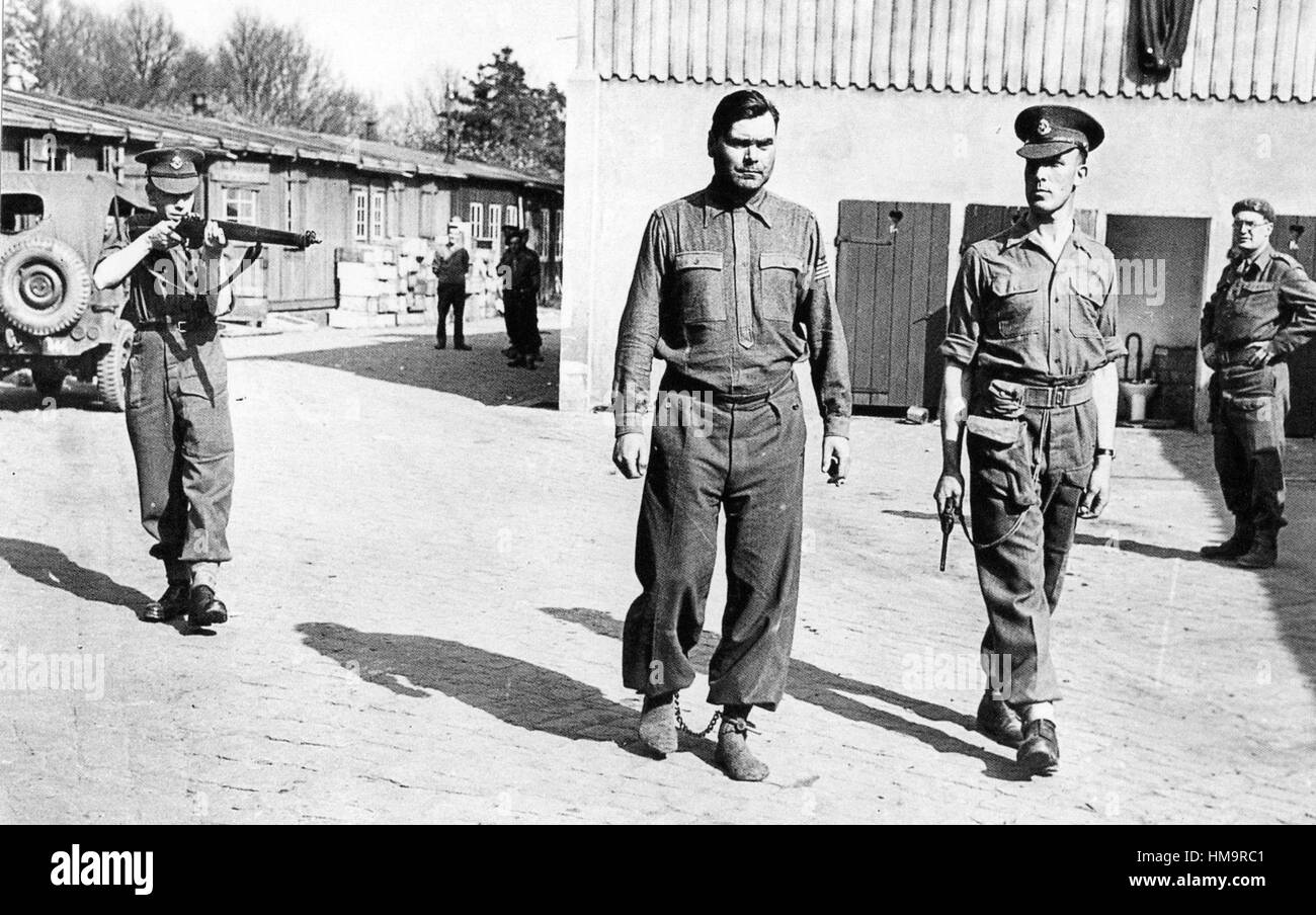 JOSEPH KRAMER (1906-1945) Camp Commandant wearing leg-irons as a British army prisoner on 17 April 1945. Photo: Army Film and Photographic Unit Stock Photo