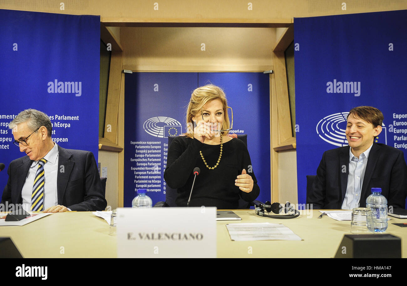 Brussels, Belgium. 01st Feb, 2017. Ramón JÁUREGUI ATONDO (L), Elena  VALENCIANO and Javi L'PEZ Members of European Parliament (MEP) hold a press  conference on EU action against measures of Trump government at