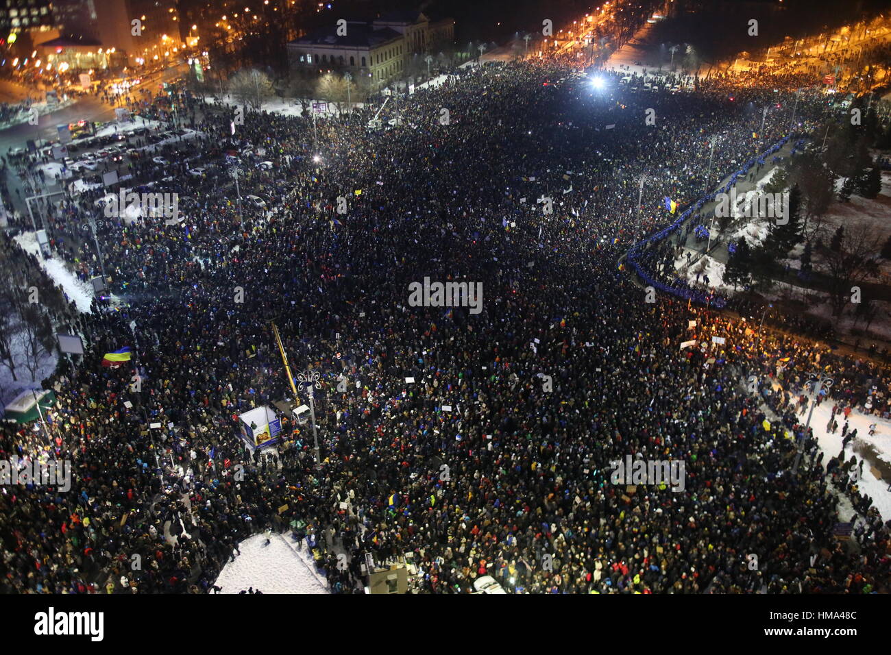 Bucharest, Romania. 01st Feb, 2017.  One hundred fifty thousand people protest in front of Romanian Government against the new more permissive laws for corruption. Credit: Gabriel Petrescu/Alamy Live News Stock Photo