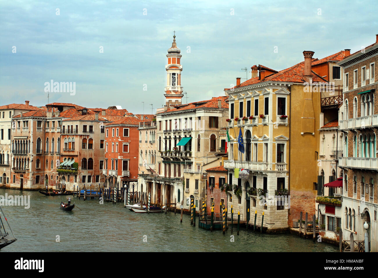 View of the Grand Canal in Venice Rialto bridge Stock Photo - Alamy