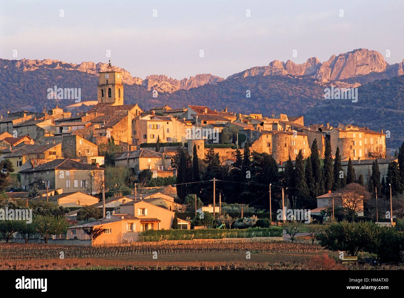 Sablet vaucluse france hi-res stock photography and images - Alamy