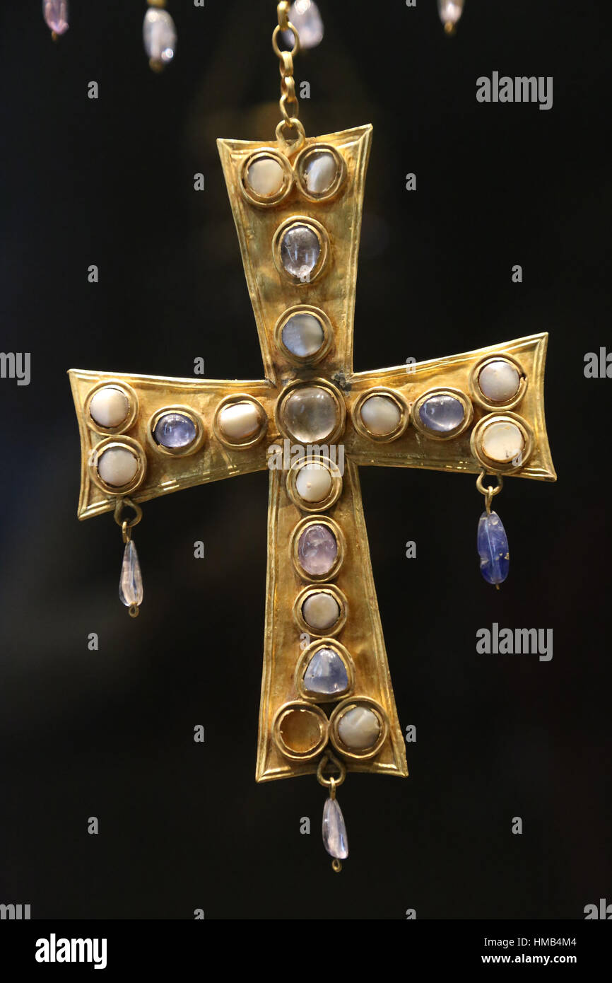 Treasure of Guarrazar. Votive cross. Gold and precious stones. 7th century. Guadamur, Toledo, Spain. National Archaeological Museum, Madrid. Spain.ge Stock Photo