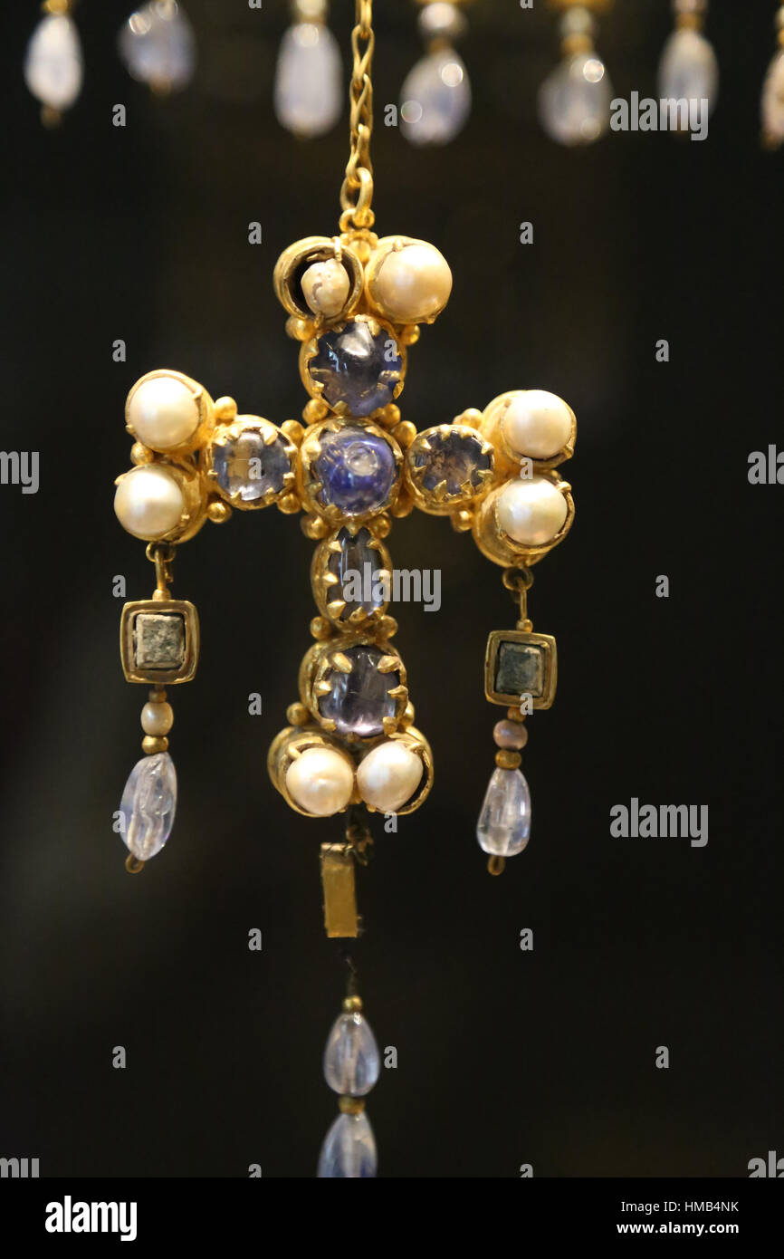 Treasure of Guarrazar. Votive crown of the visigoth king Reccesuinth. Detail cross. Gold and precious stones. 7th century. Guadamur, Toledo, Spain. Na Stock Photo