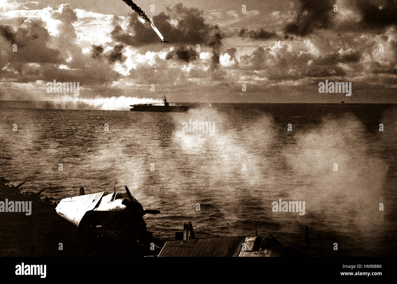 Japanese plane shot down as it attempted to attack USS KITKUN BAY.  Near Mariana Islands, June 1944.  (Navy) Exact Date Shot Unknown NARA FILE #:  080-G-238363 WAR & CONFLICT BOOK #:  975 Stock Photo