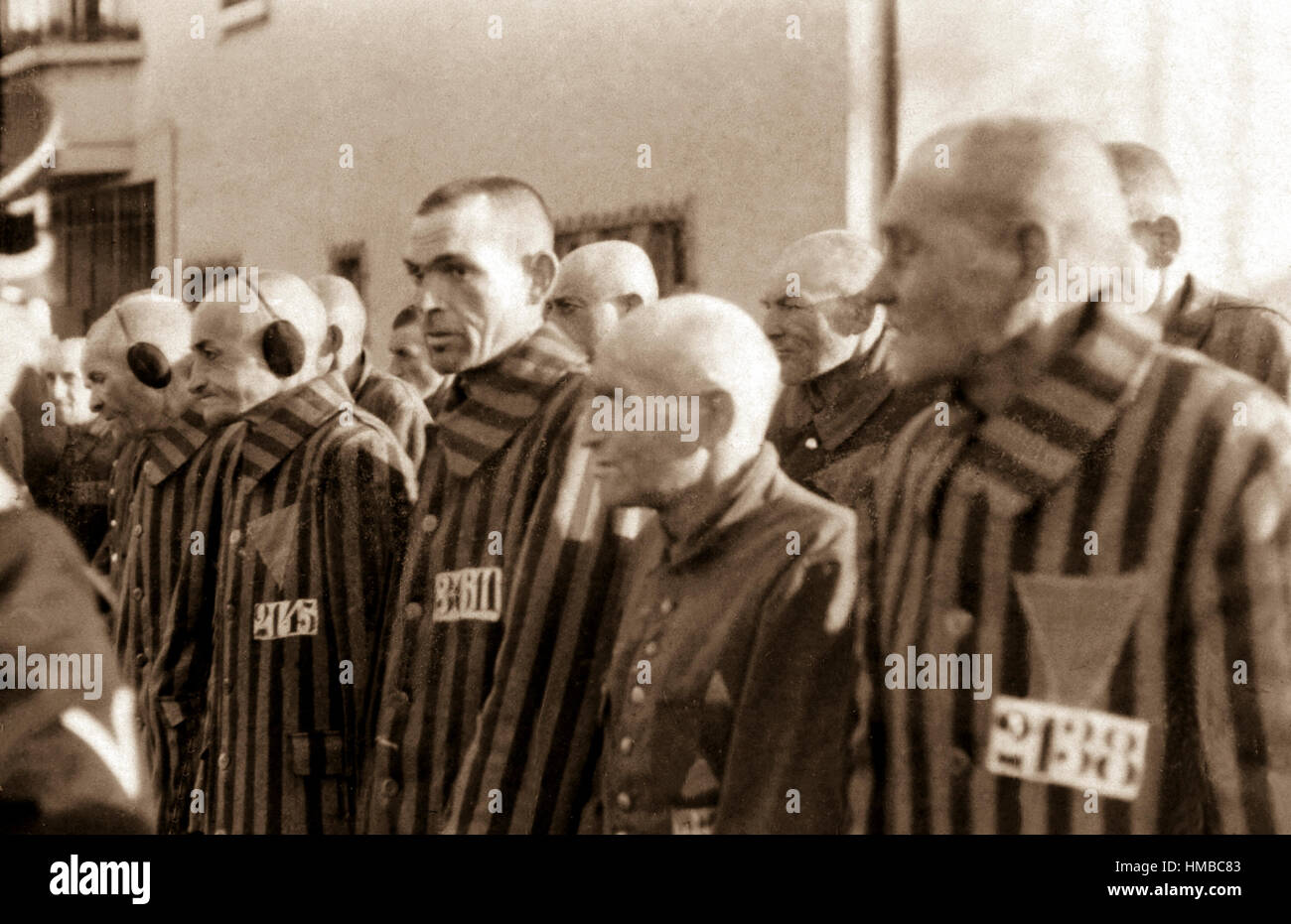 Prisoners in the concentration camp at Sachsenhausen, Germany, December 19, 1938. Heinrich Hoffman Collection.  (Foreign Record Seized) NARA FILE #:  242-HLB-3609-32 WAR & CONFLICT BOOK #:  1273 Stock Photo