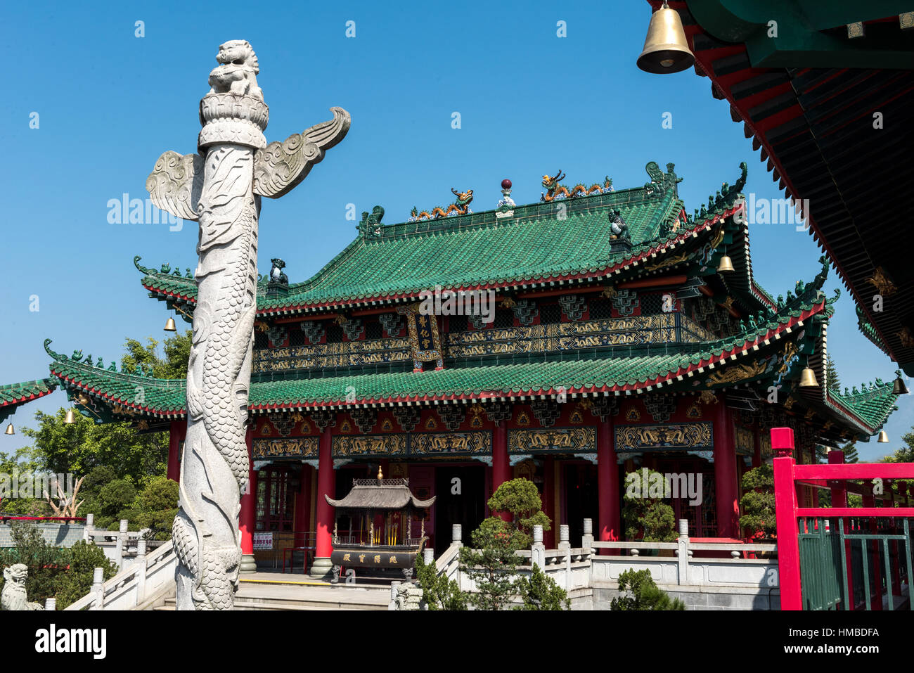 Wun chuen sin temple hi-res stock photography and images - Alamy