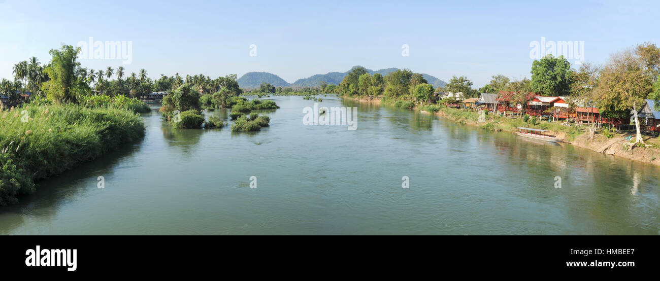 Mekong river flows in the middle of Don Khong and Don Det islands in Laos Stock Photo