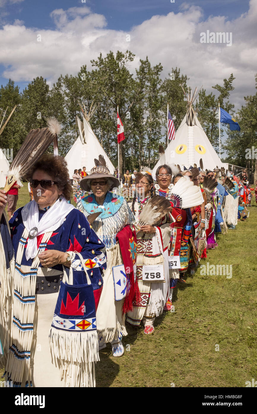 Canada Pow Wow High Resolution Stock Photography and Images Alamy