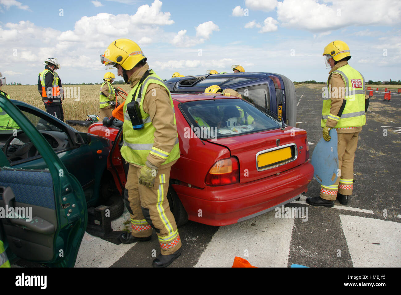 Crash hazard hi-res stock photography and images - Alamy