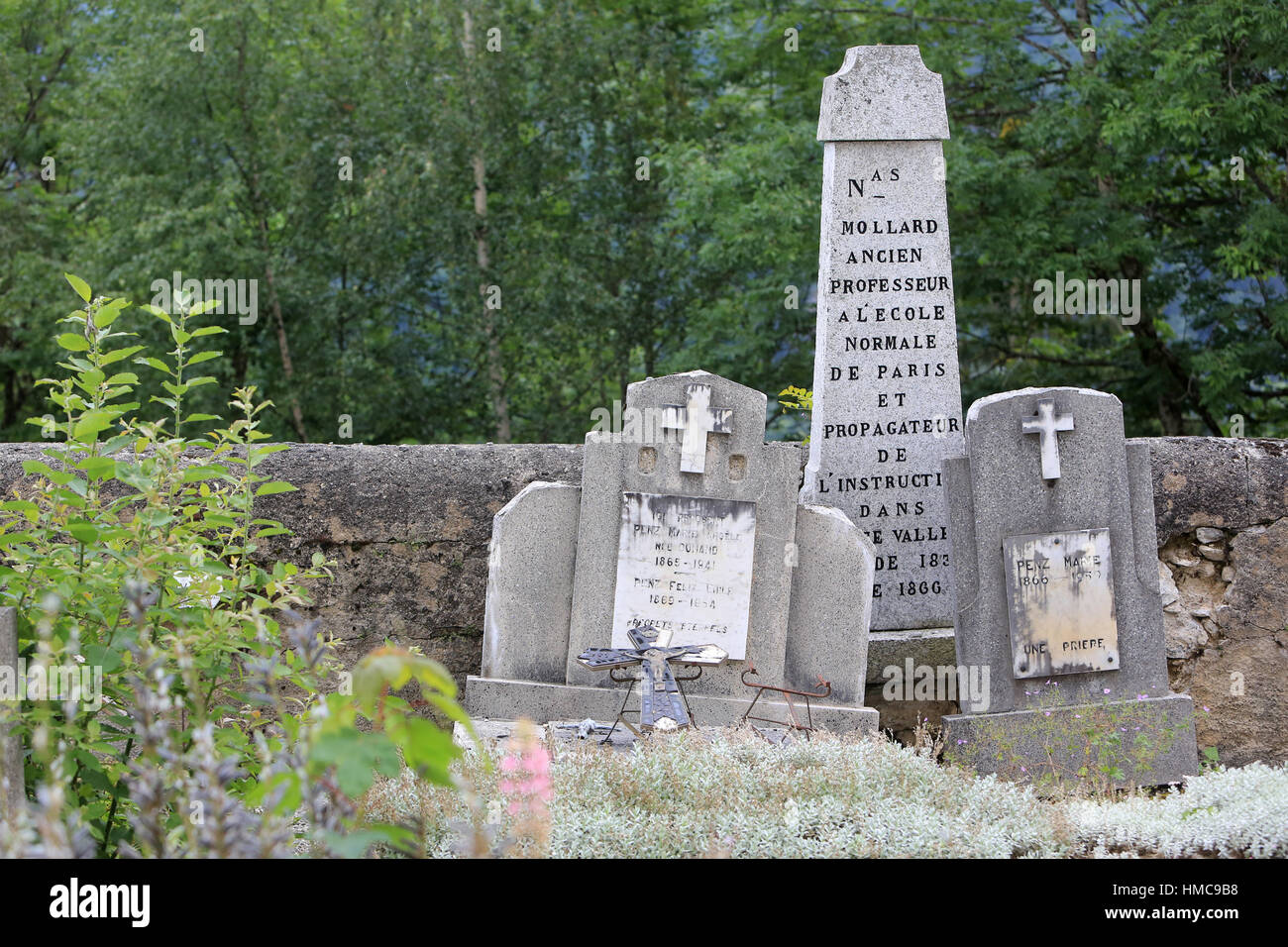 Cimetière. Saint-Nicolas de Véroce. France. Stock Photo