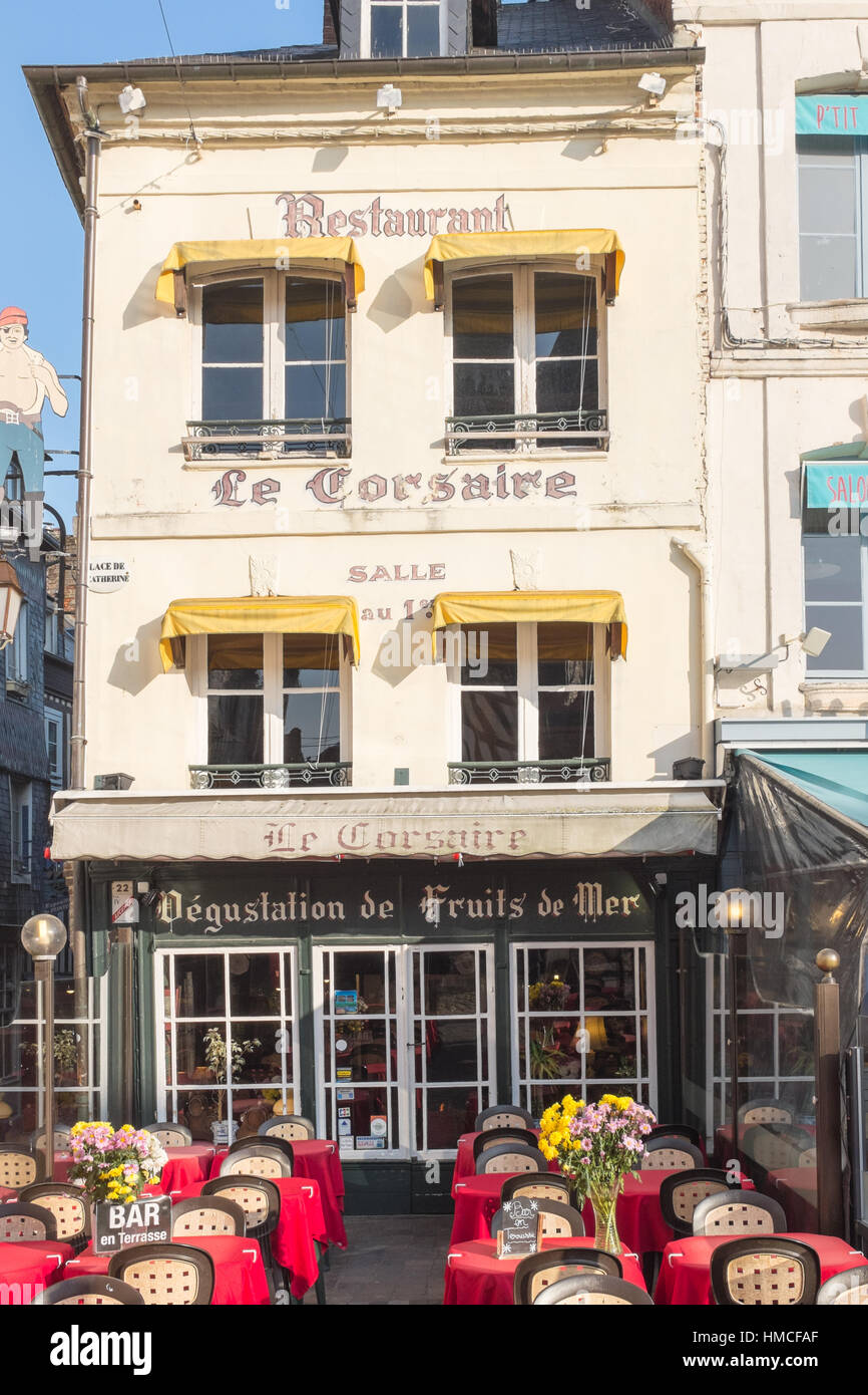Restaurant Le Corsaire in Place SainteCatherine in the historic french