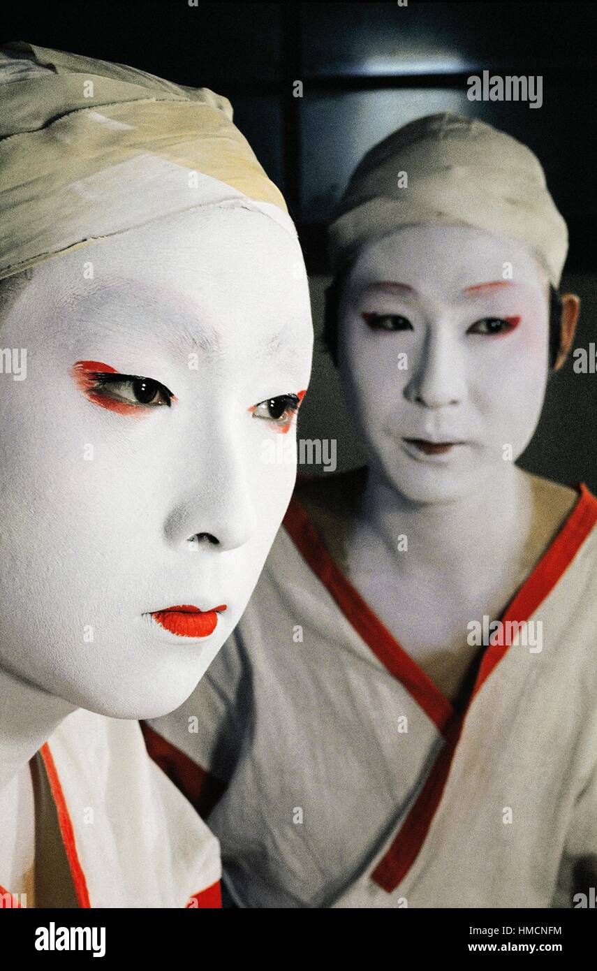 Museum Stranden tortur Kabuki makeup hi-res stock photography and images - Alamy