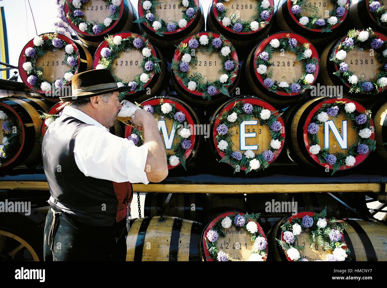 Beer barrel man drinking hires stock photography and images Alamy