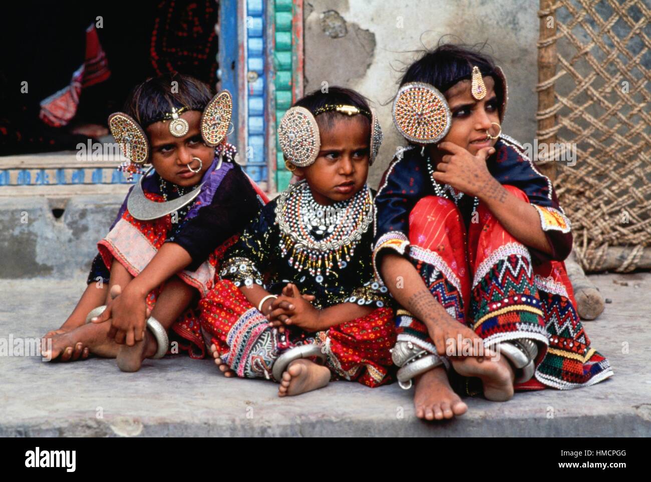 Rabari costume hi-res stock photography and images - Alamy