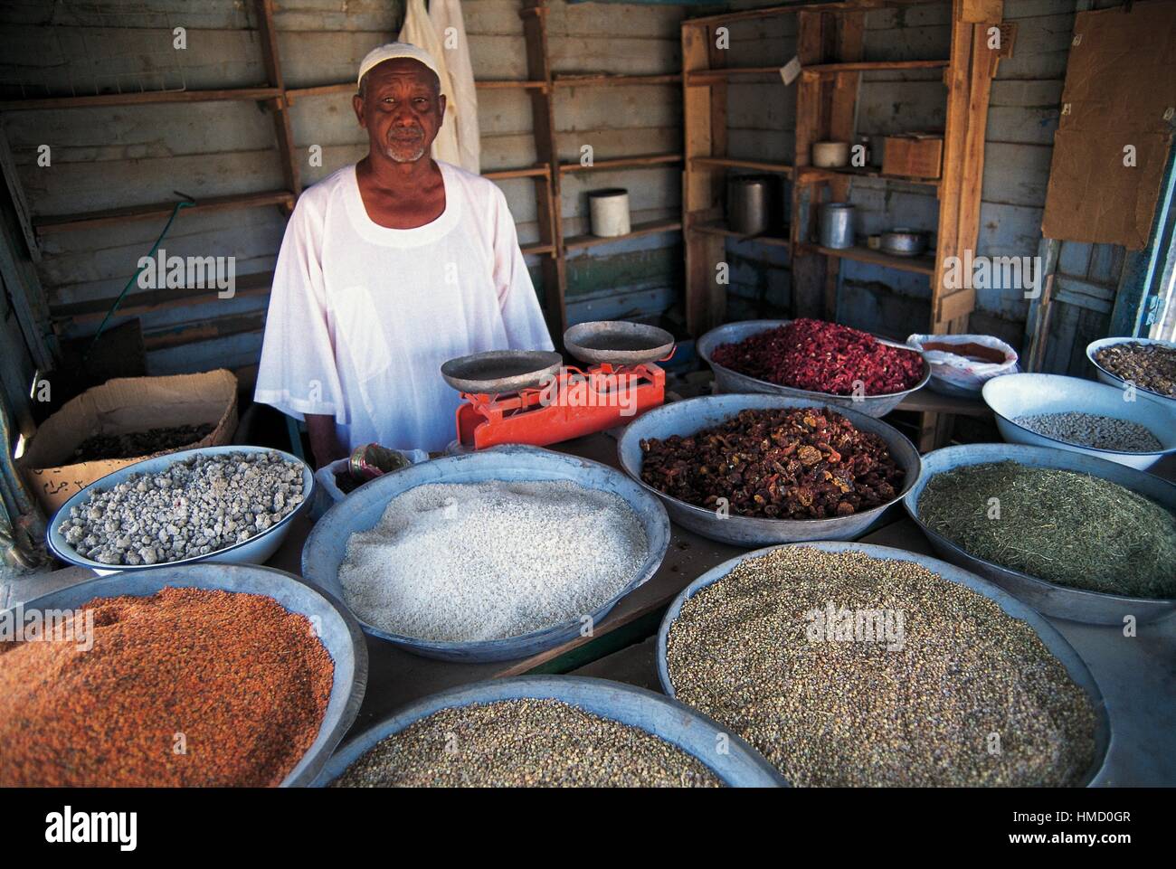 Spice vendor in karima town market hires stock photography and images Alamy