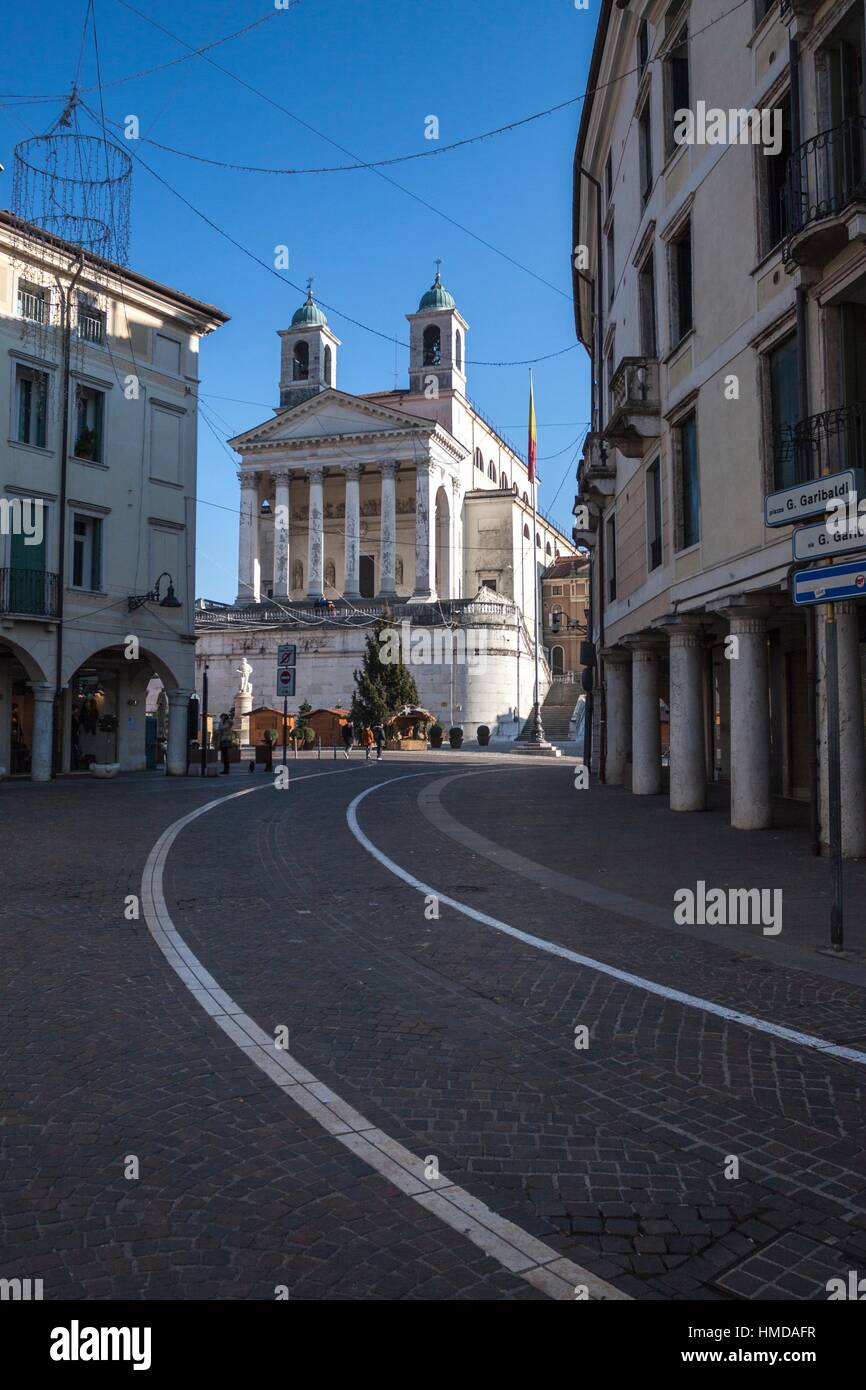 Important Presence Of The Cathedral In The City Center Schio Veneto Italy Stock Photo Alamy