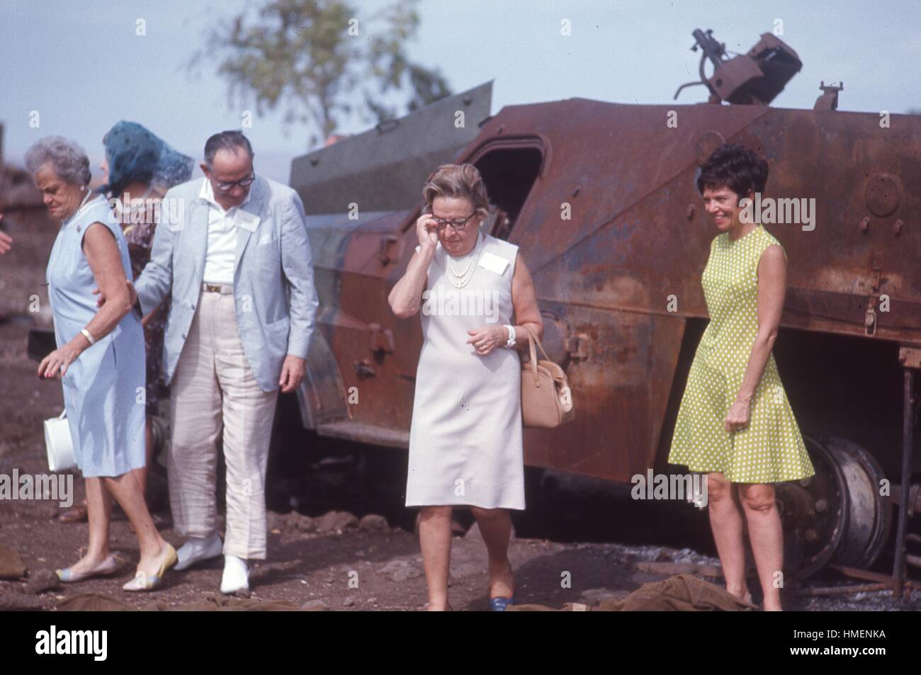 Women in the military 1960 hi-res stock photography and images - Alamy