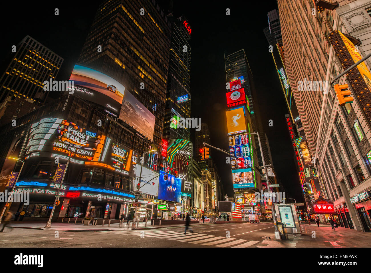 Night shots of Times Square Manhattan Stock Photo - Alamy