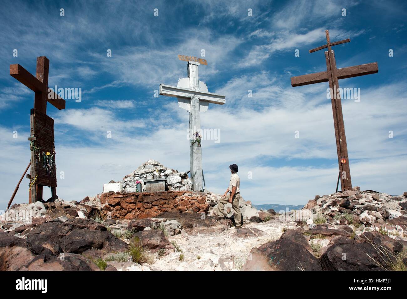 Tome Hill Calvario Three crosses in New Mexico Stock Photo Alamy
