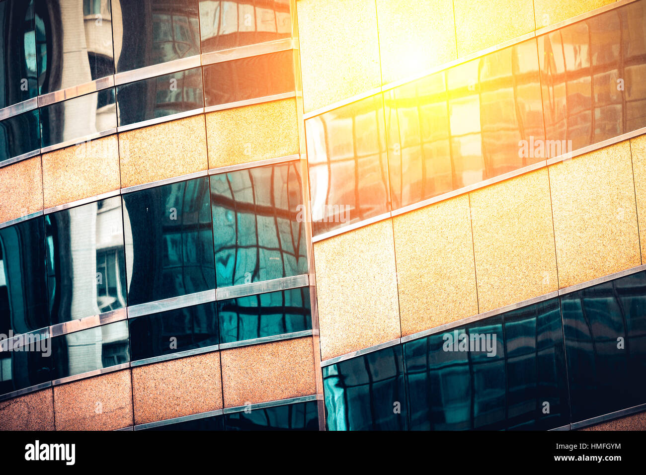 Sun Rays Reflection Modern office building with sun ray reflection from corner Stock Photo ...