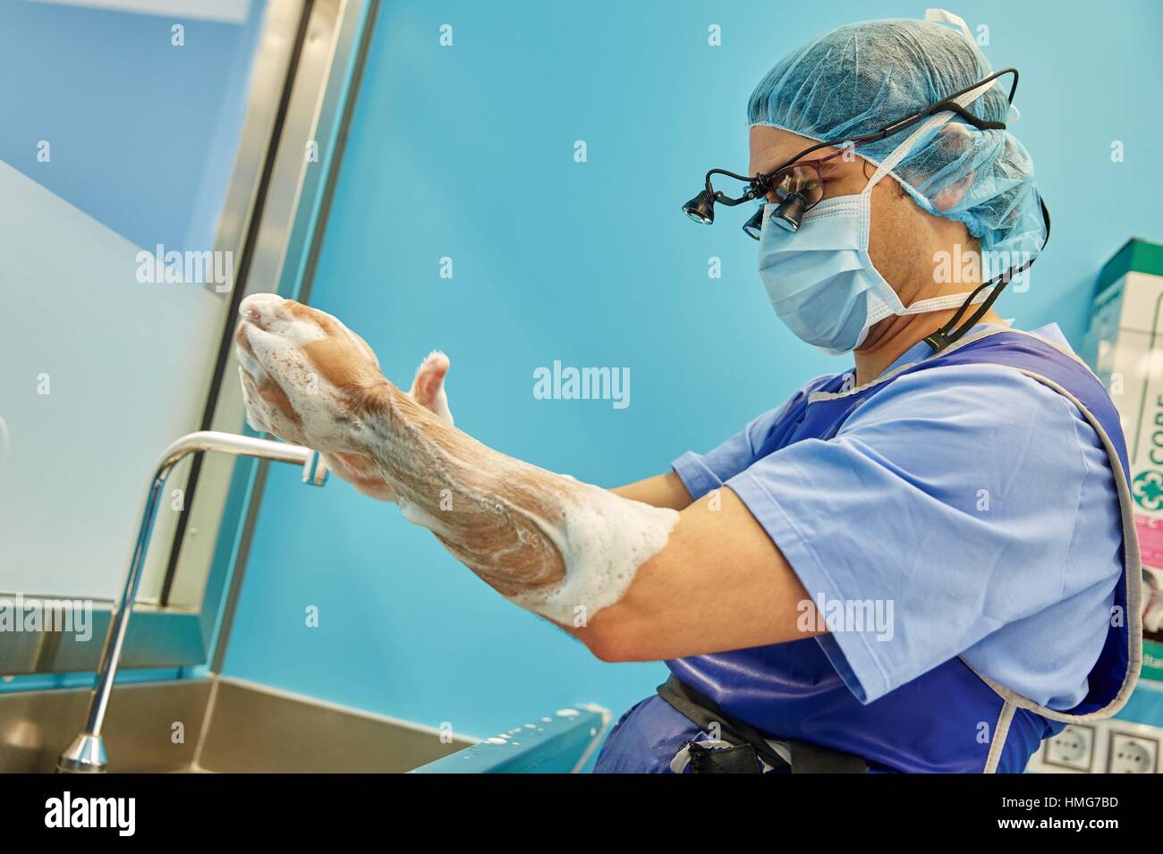 Surgeon scrubbing his hands. OR. Operating theater. Hospital. Donostia. San Sebastian. Gipuzkoa
