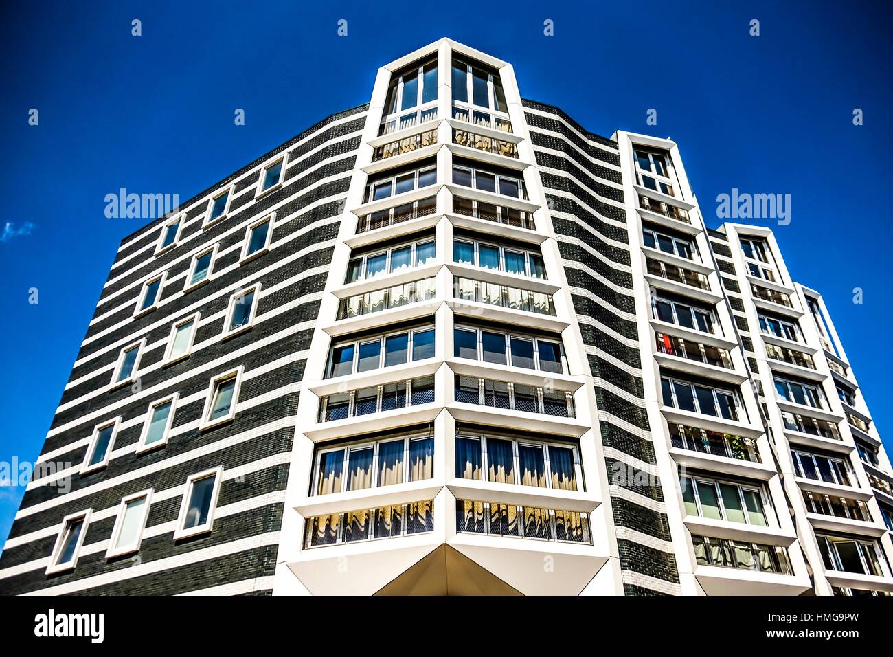 Primark department store in the city center masterplan by Soeters Van