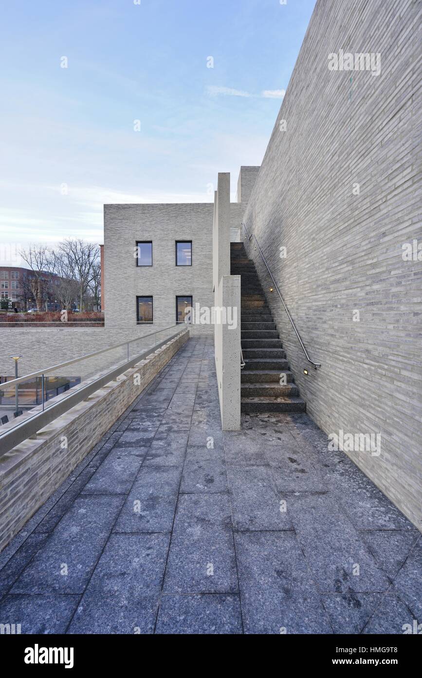 The Andlinger Center for Energy and the Environment on the campus of ...