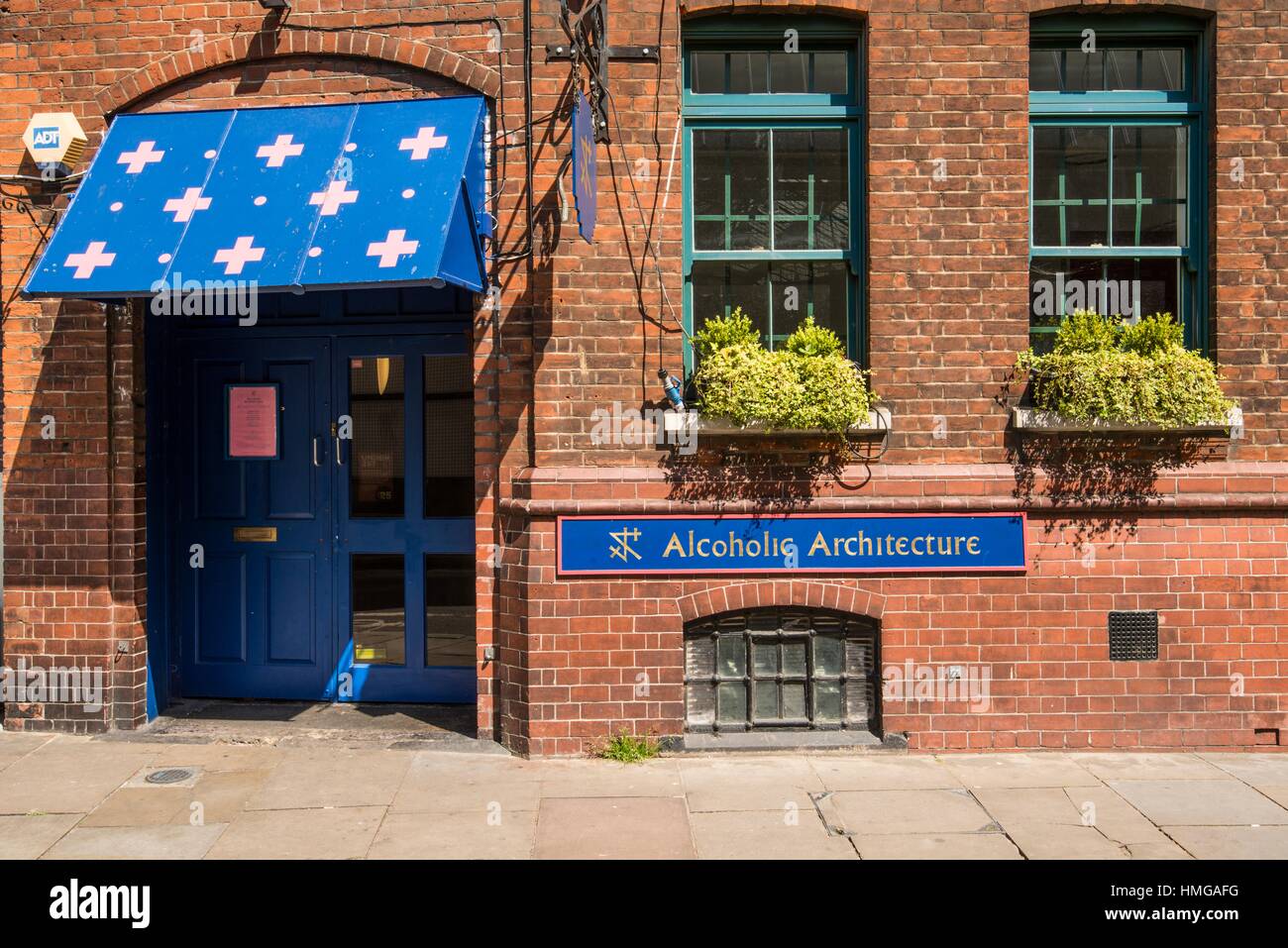 Alcoholic Architecture, 1 Cathedral Street, London, a bar and event