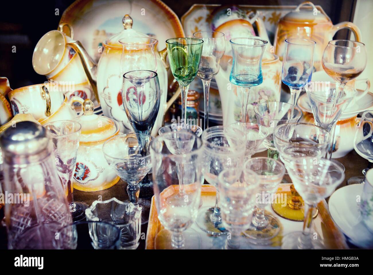 Different tipes china coffee pots hires stock photography and images