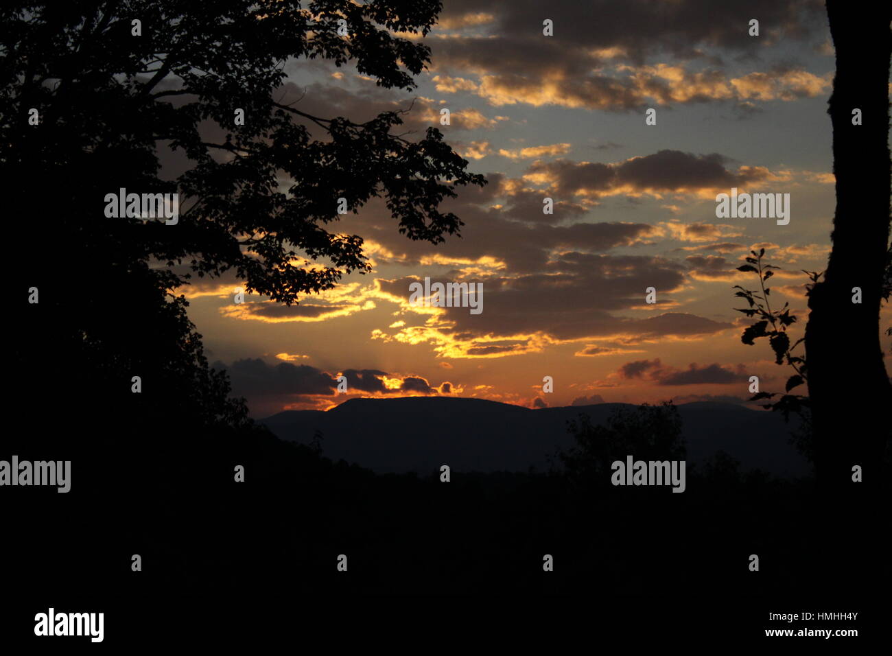 Sky Valley, sunset Stock Photo Alamy