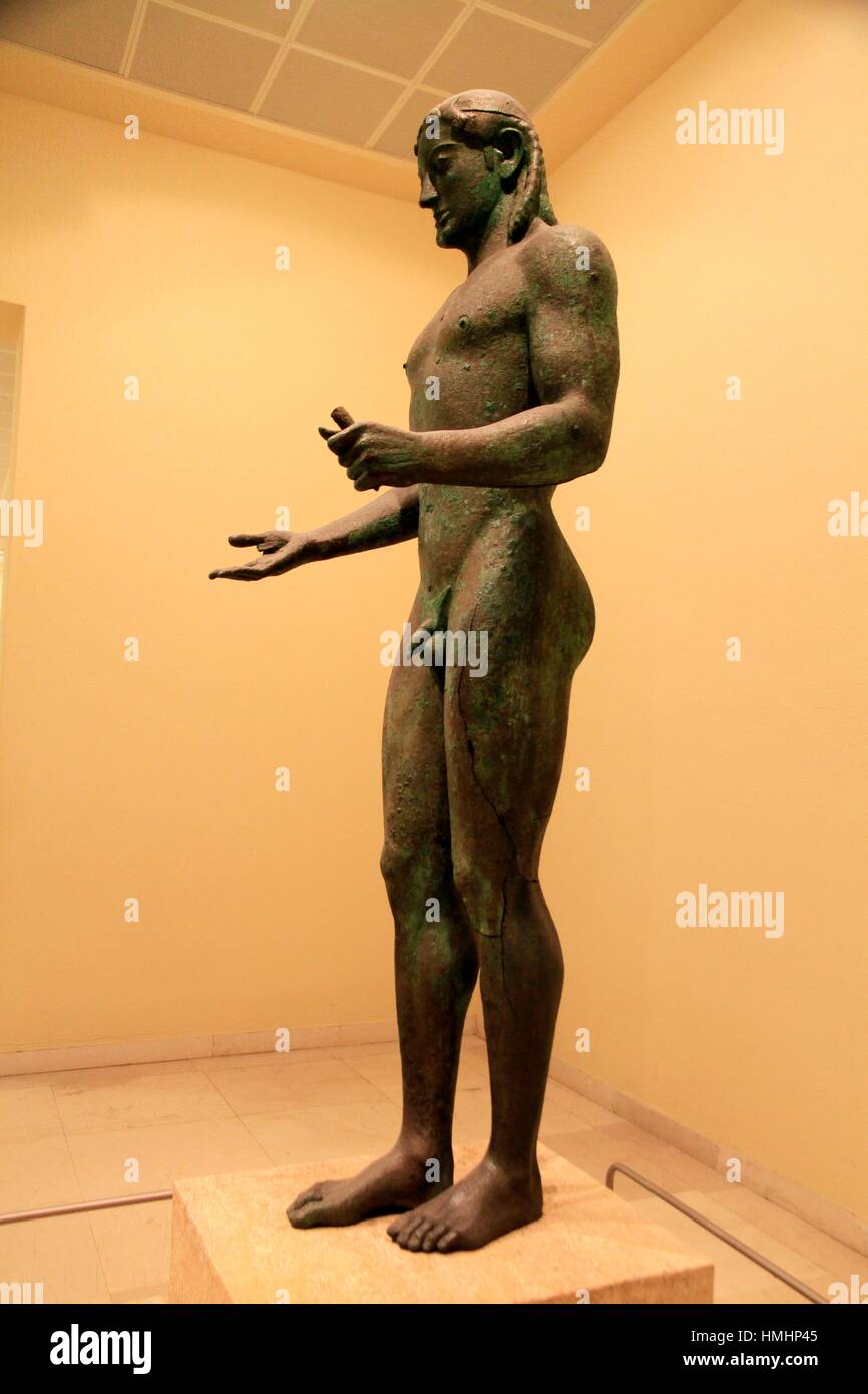The Peiraeus Apollo Archaic Cult Statue One Of The Few Bronze 