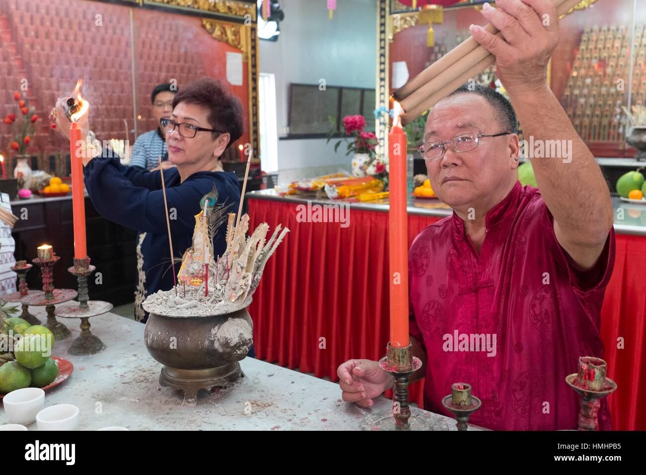 Sarawak Chai´s Clan paying homage to the Chai´s Clan ancestors at ...