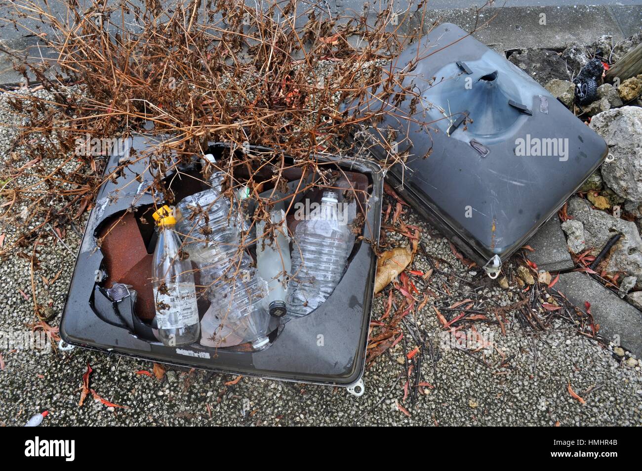 Old tv cathode ray tubes dumped hi-res stock photography and images - Alamy