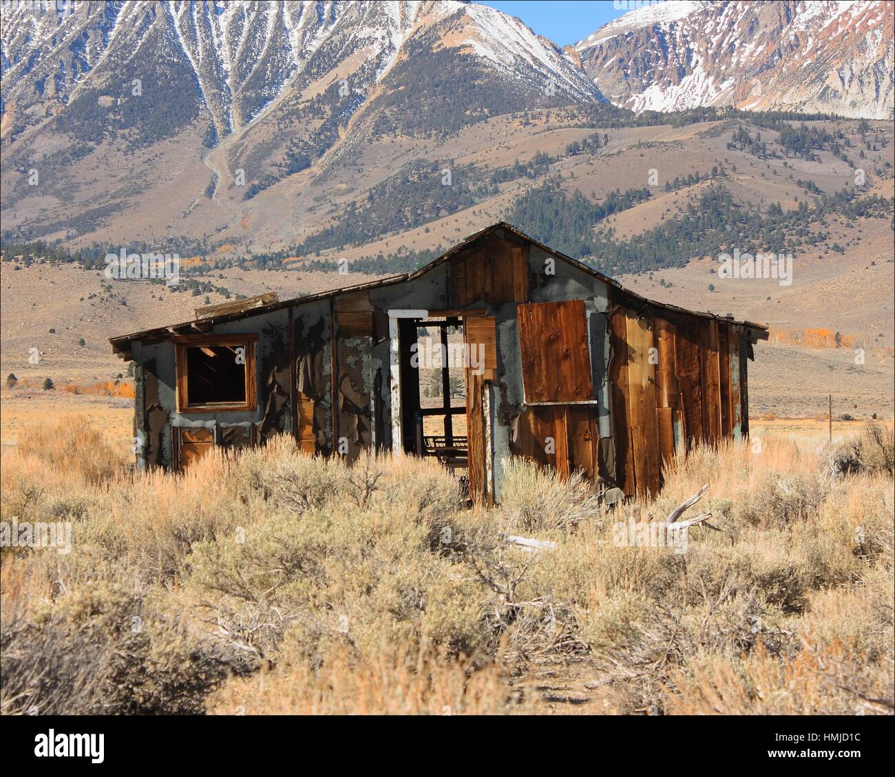 Old house in Yosemite, CA Stock Photo Alamy