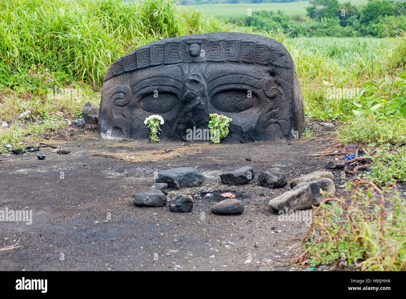Guatemala, El Baul, Mayan stone head Stock Photo Alamy