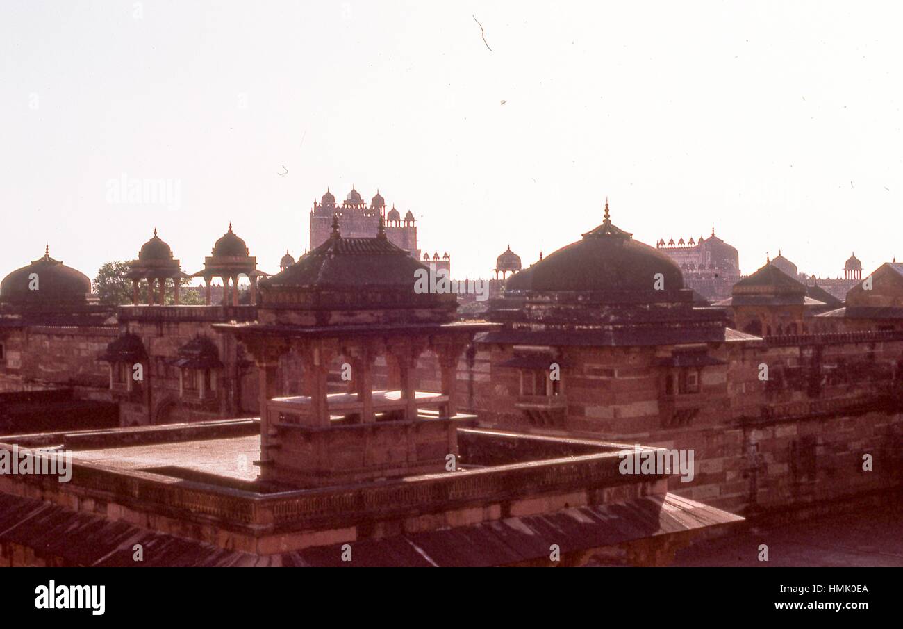 Panoramic view of the rooftop walls and domes of the city of Fatehpur ...